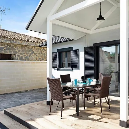 Casa Manoli Holiday home